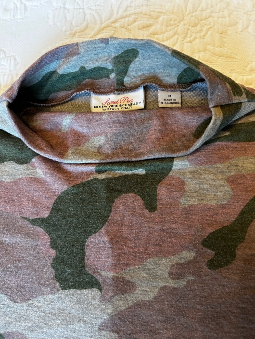 Sweet Pea by New York & Co, Camouflage Tee, sz Med Hi-Lo Hem